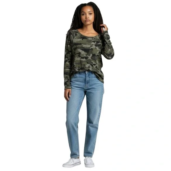 EVEREVE Camo Long Sleeve Thermal Top Sophie Snap Cuff Tee Size Small -- STAPLE - Picture 9 of 9